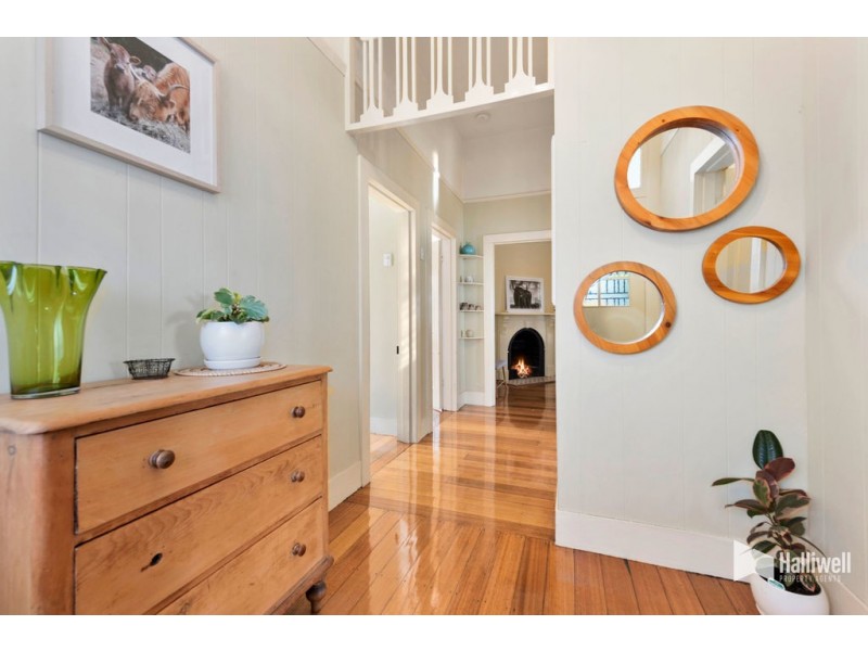 57 Wenvoe Street, Devonport TAS 7310