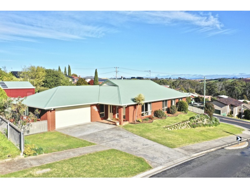 102 Watkinson Street, Devonport TAS 7310