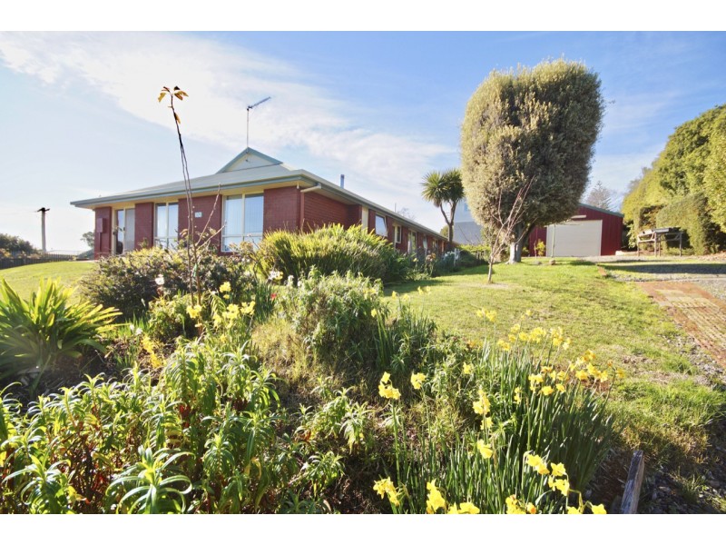 102 Watkinson Street, Devonport TAS 7310