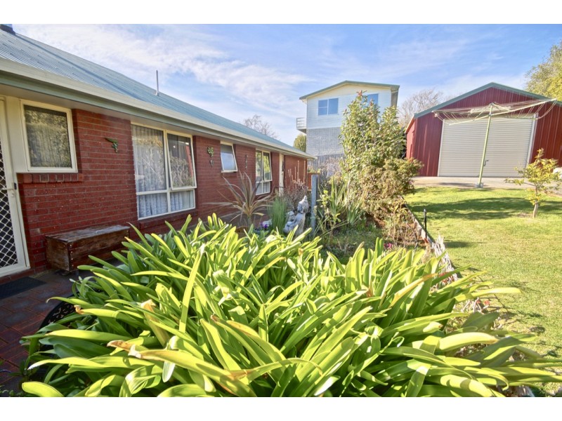 102 Watkinson Street, Devonport TAS 7310