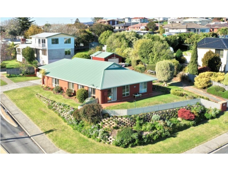 102 Watkinson Street, Devonport TAS 7310