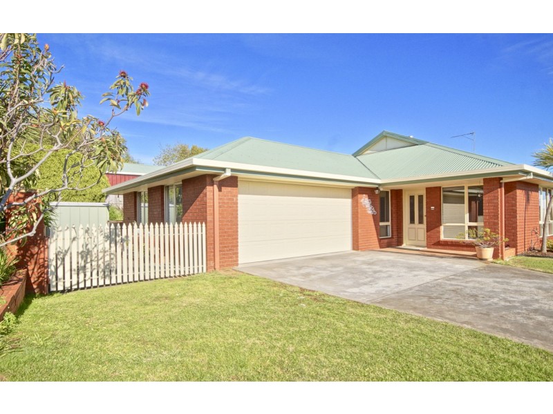 102 Watkinson Street, Devonport TAS 7310