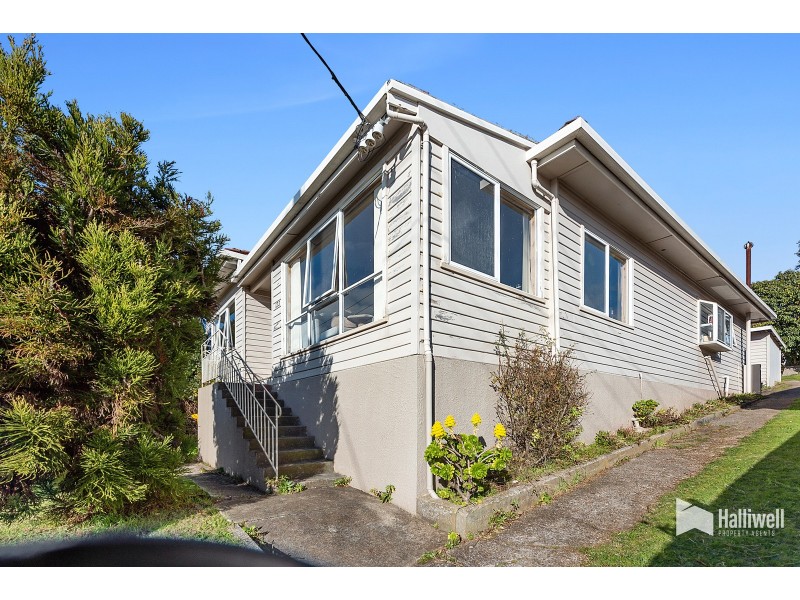 123 Best Street, Devonport TAS 7310