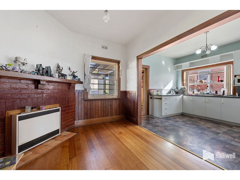 123 Best Street, Devonport TAS 7310