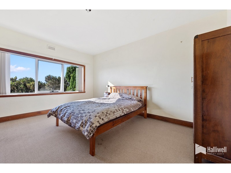 123 Best Street, Devonport TAS 7310