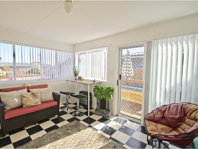 1/12 Walker Street, Ulverstone TAS 7315