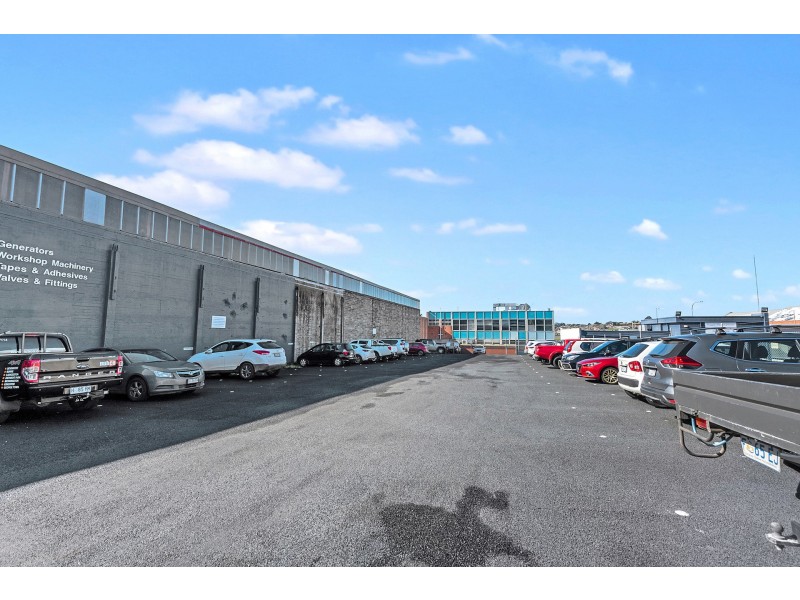33 Wenvoe Street, Devonport TAS 7310