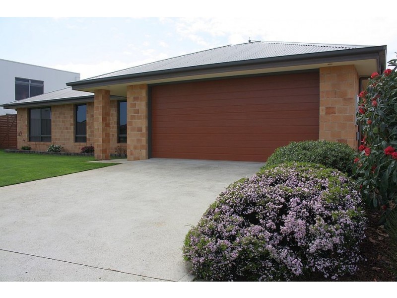 5 Links Court, Shearwater TAS 7307