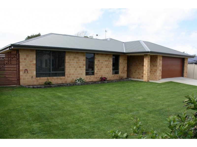5 Links Court, Shearwater TAS 7307