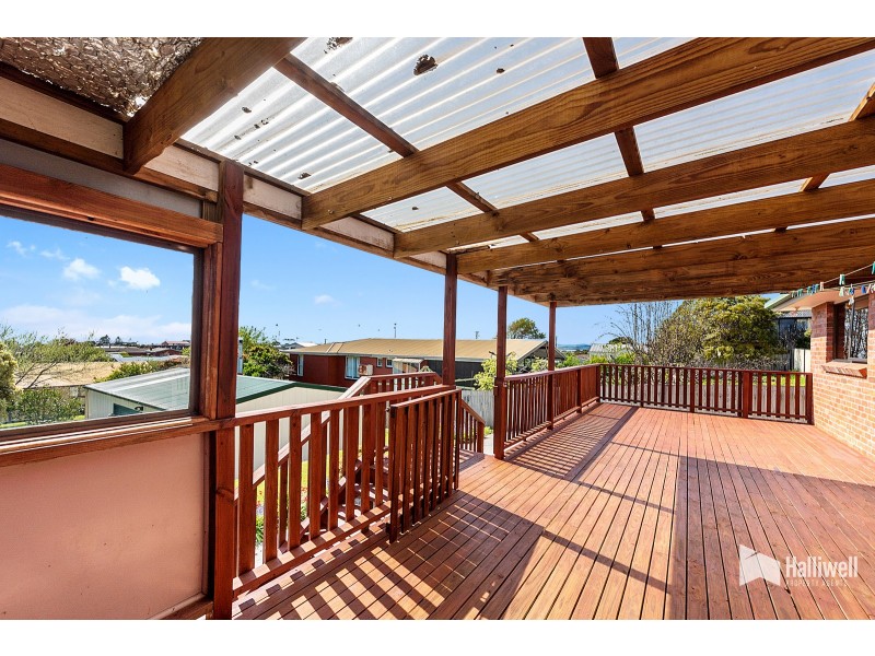 50 Nicholls Street, Devonport TAS 7310