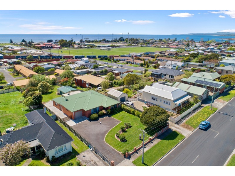 50 Nicholls Street, Devonport TAS 7310