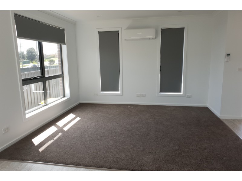 2/2 Tandara Place, East Devonport TAS 7310