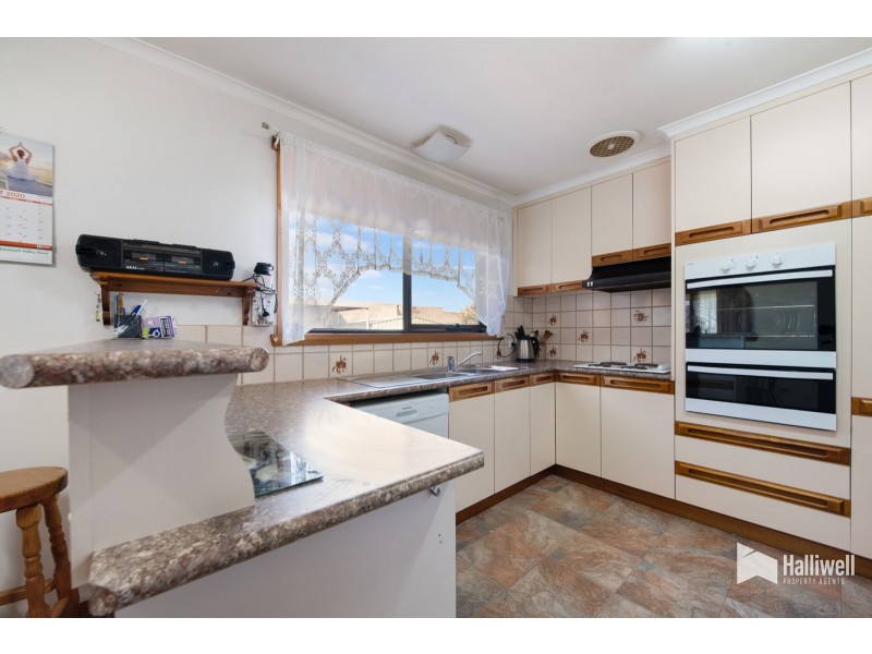 39 Valley Road, Devonport TAS 7310