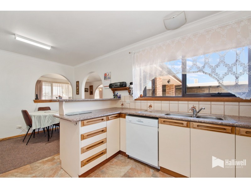 39 Valley Road, Devonport TAS 7310