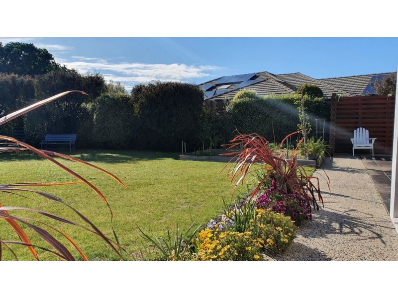 2 Inlet Court, Shearwater TAS 7307