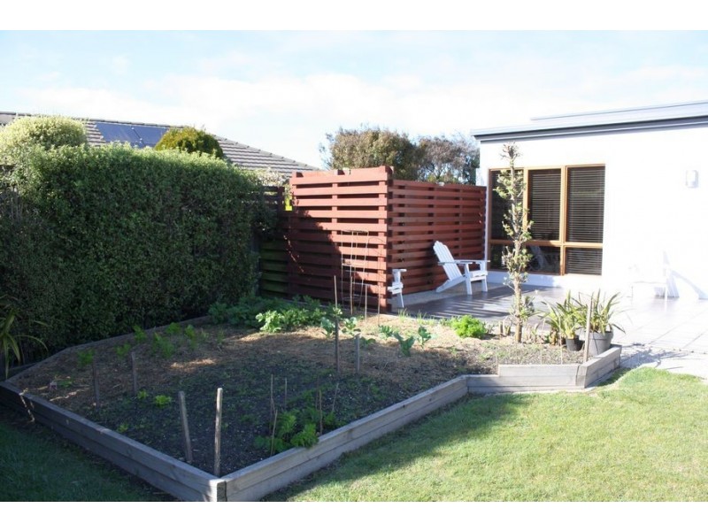 2 Inlet Court, Shearwater TAS 7307