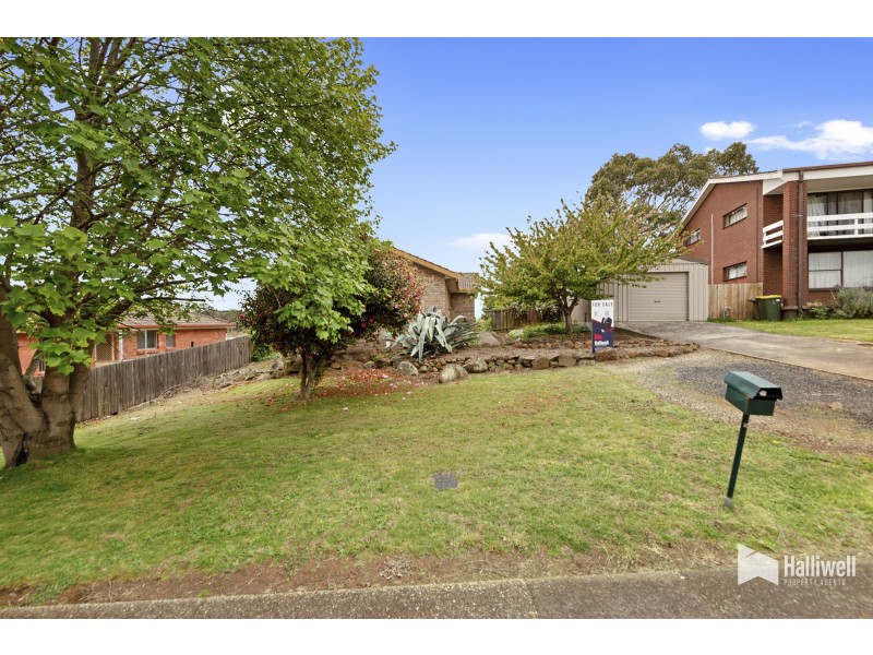 60 Morris Avenue, Devonport TAS 7310