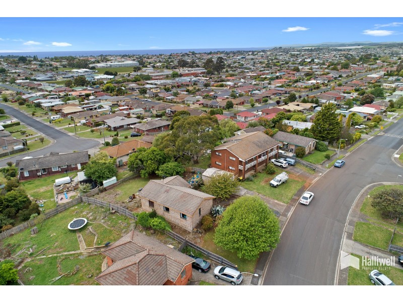 60 Morris Avenue, Devonport TAS 7310