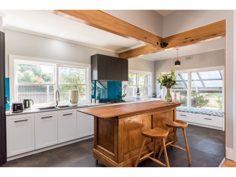 18 Ronald Street, Devonport TAS 7310