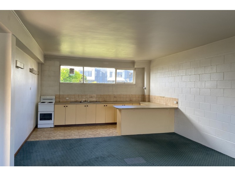 2/12 Victoria Parade, Devonport TAS 7310