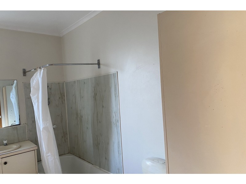 2/12 Victoria Parade, Devonport TAS 7310