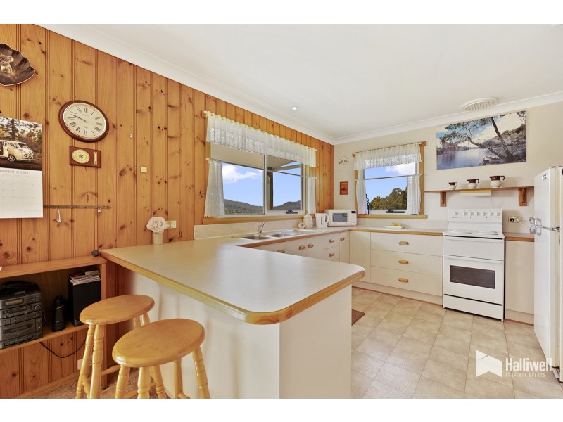 92 Brooks Road, Lower Barrington TAS 7306