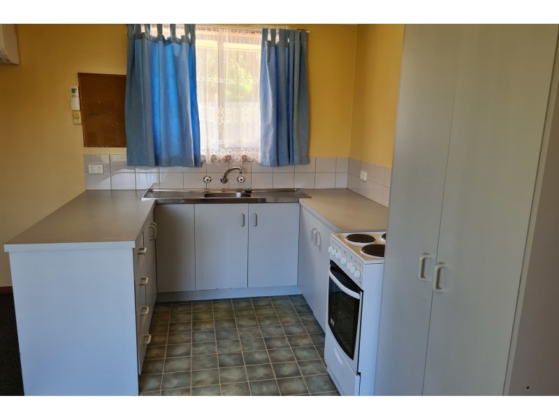 2/30 Victoria Street, Devonport TAS 7310