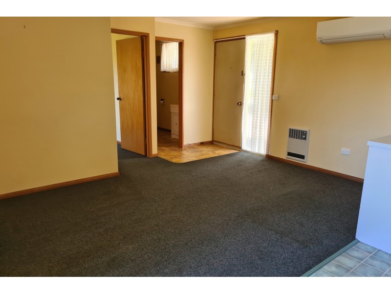 2/30 Victoria Street, Devonport TAS 7310