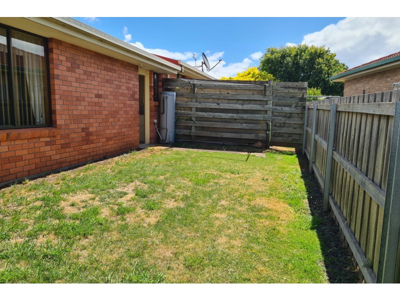 2/30 Victoria Street, Devonport TAS 7310