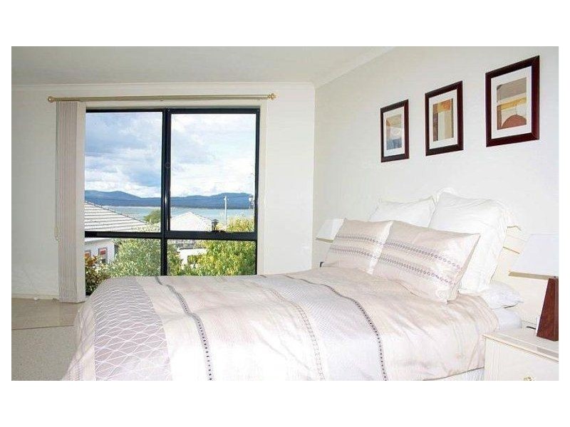 1/2 Vine Street, Hawley Beach TAS 7307