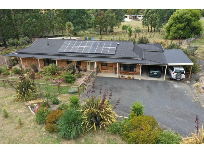 87 Clayton Drive, Spreyton TAS 7310