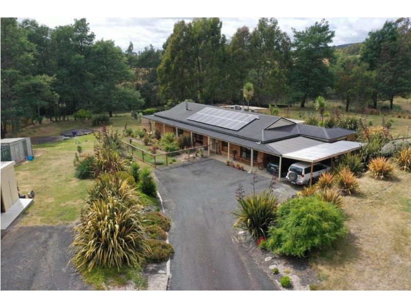 87 Clayton Drive, Spreyton TAS 7310
