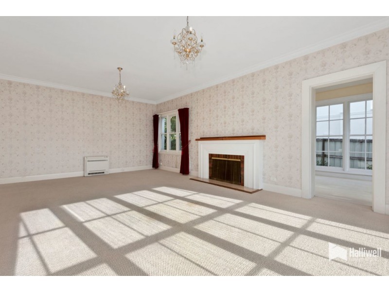 5 Gloucester Avenue, Devonport TAS 7310