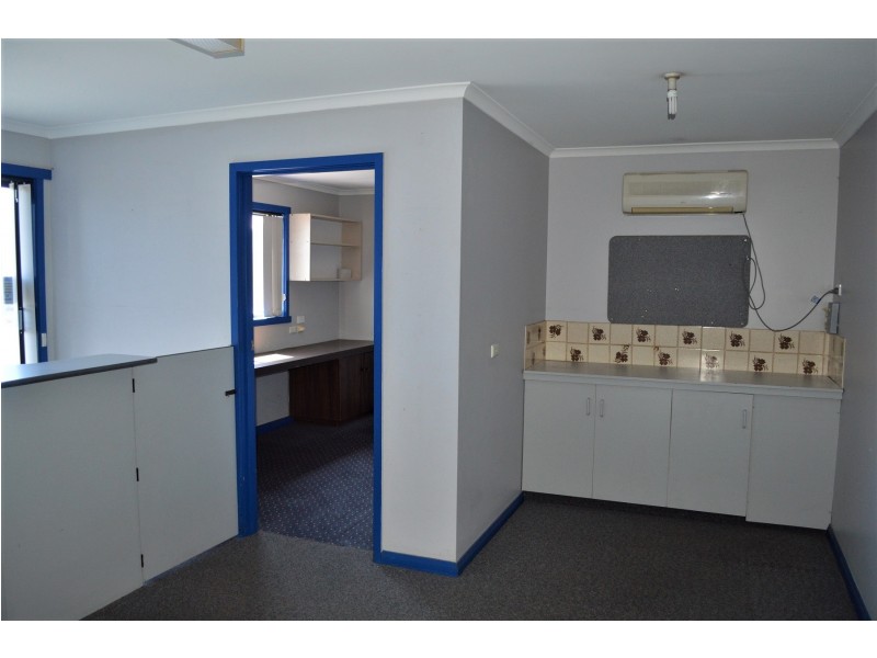 Front Ware/17 Elizabeth Street, Devonport TAS 7310