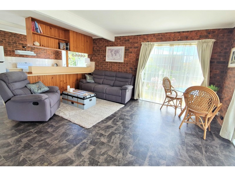 2/53 Club Drive, Shearwater TAS 7307