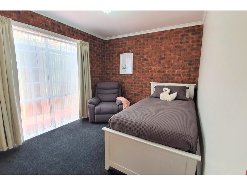 2/53 Club Drive, Shearwater TAS 7307