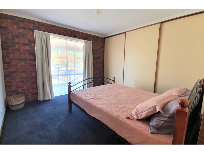 2/53 Club Drive, Shearwater TAS 7307
