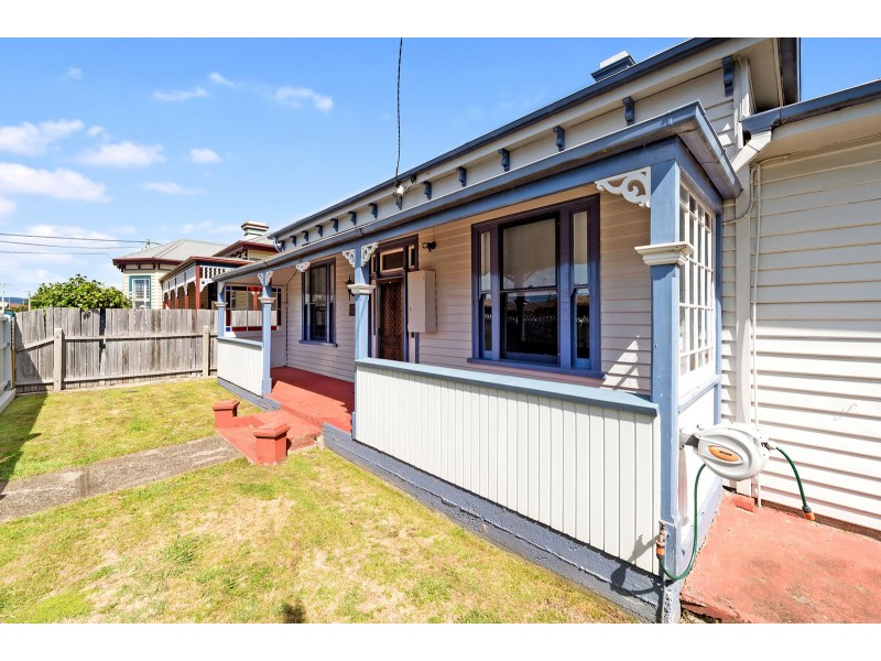 22 Hiller Street, Devonport TAS 7310