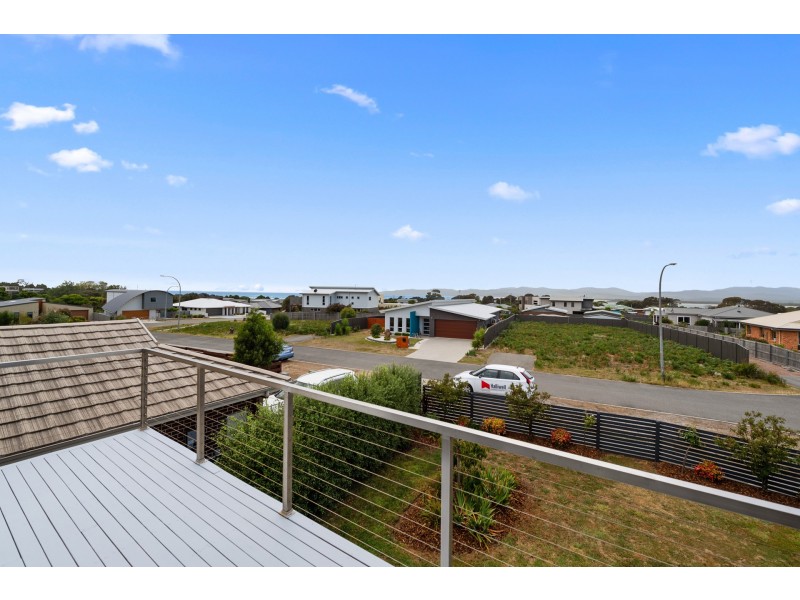 24 Chardonnay Drive, Hawley Beach TAS 7307
