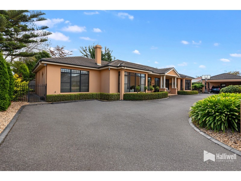 4 Malunnah Close, Devonport TAS 7310