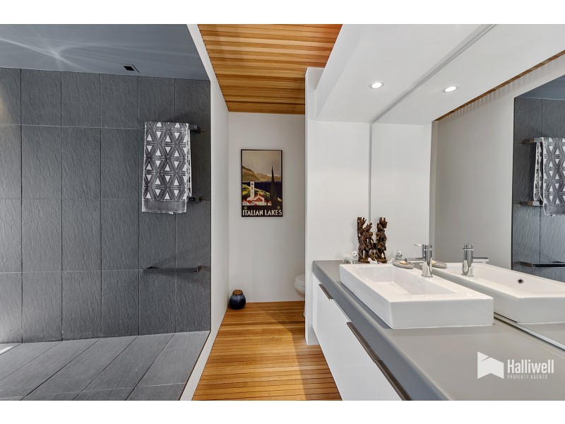 6 Renison Court, Devonport TAS 7310