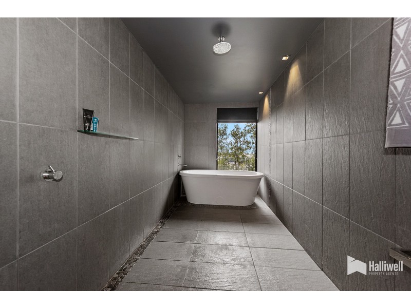 6 Renison Court, Devonport TAS 7310