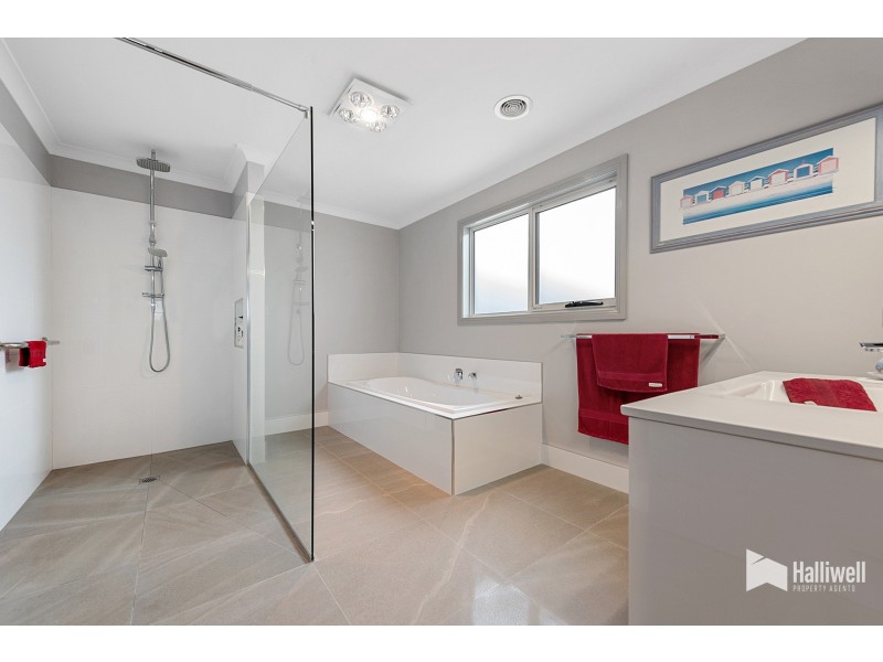 23 The Avenue, Latrobe TAS 7307