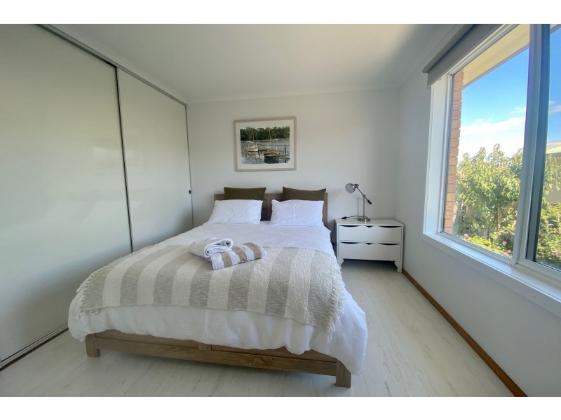 2/17 Dumbleton Street, Hawley Beach TAS 7307