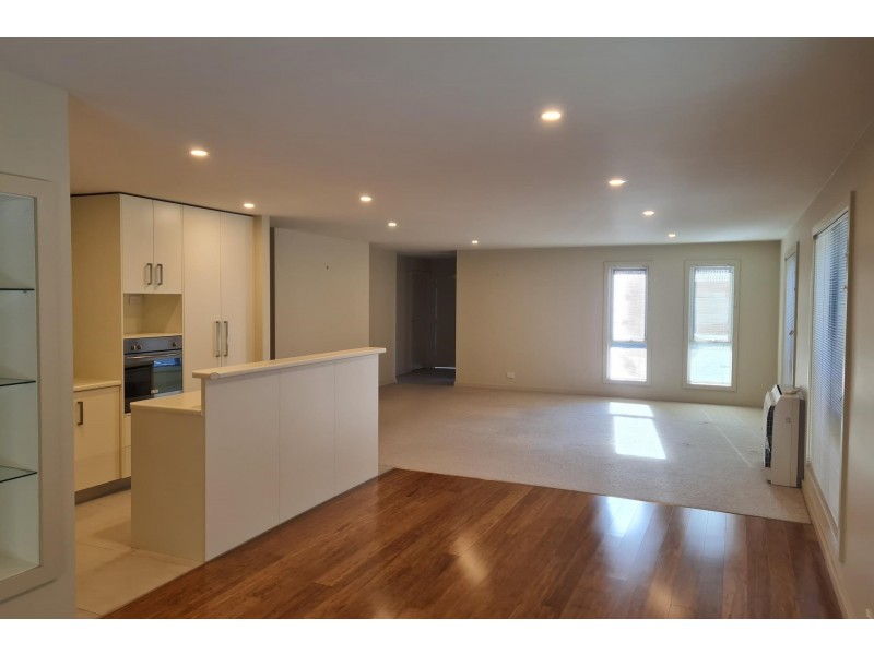 9/25 Fairway Crescent, Shearwater TAS 7307