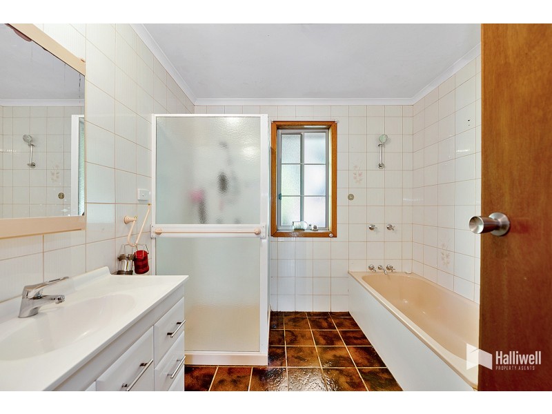 121 View Road, Park Grove TAS 7320