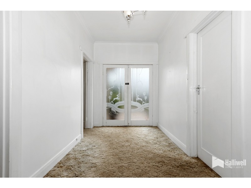 31 Hilltop Avenue, Devonport TAS 7310