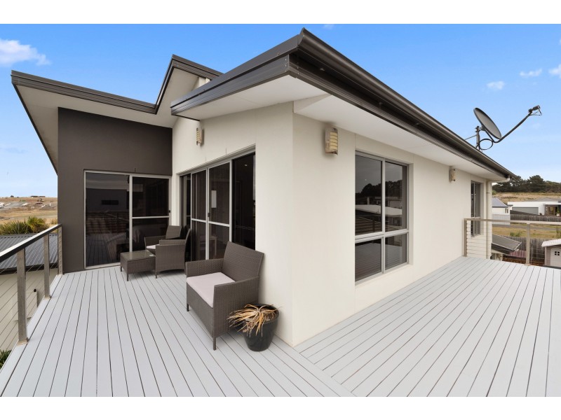 24 Chardonnay Drive, Hawley Beach TAS 7307