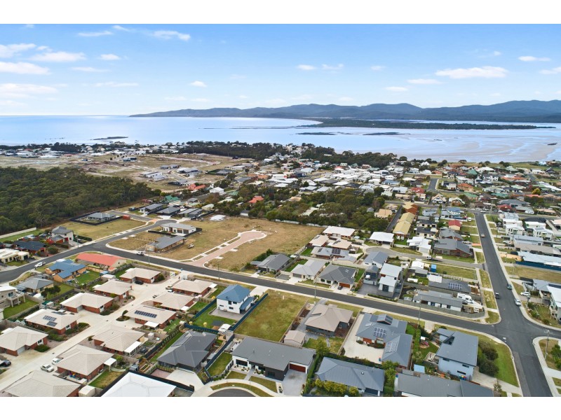 9 Broadwater Court, Shearwater TAS 7307