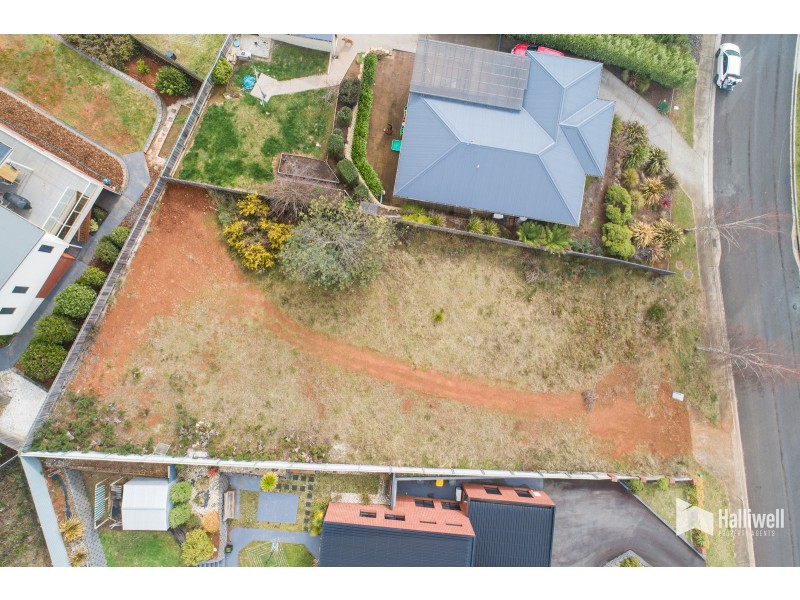 37 McCall Terrace, Stony Rise TAS 7310